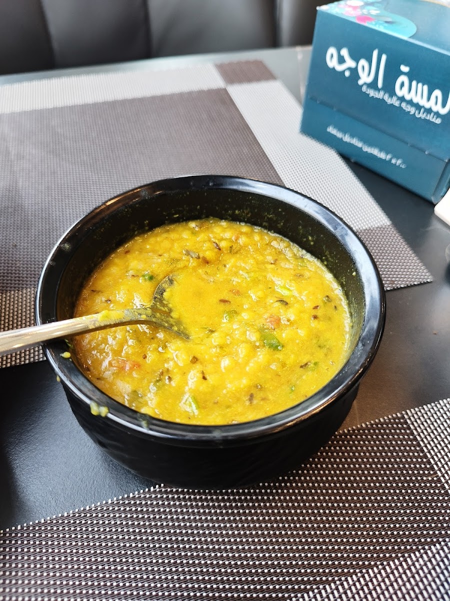 Eatz Bay Restaurant - Photo 4
