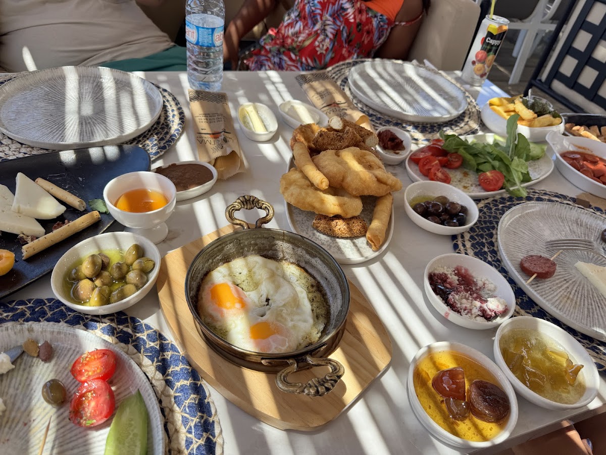HORTMA RESTAURANT - Photo 2