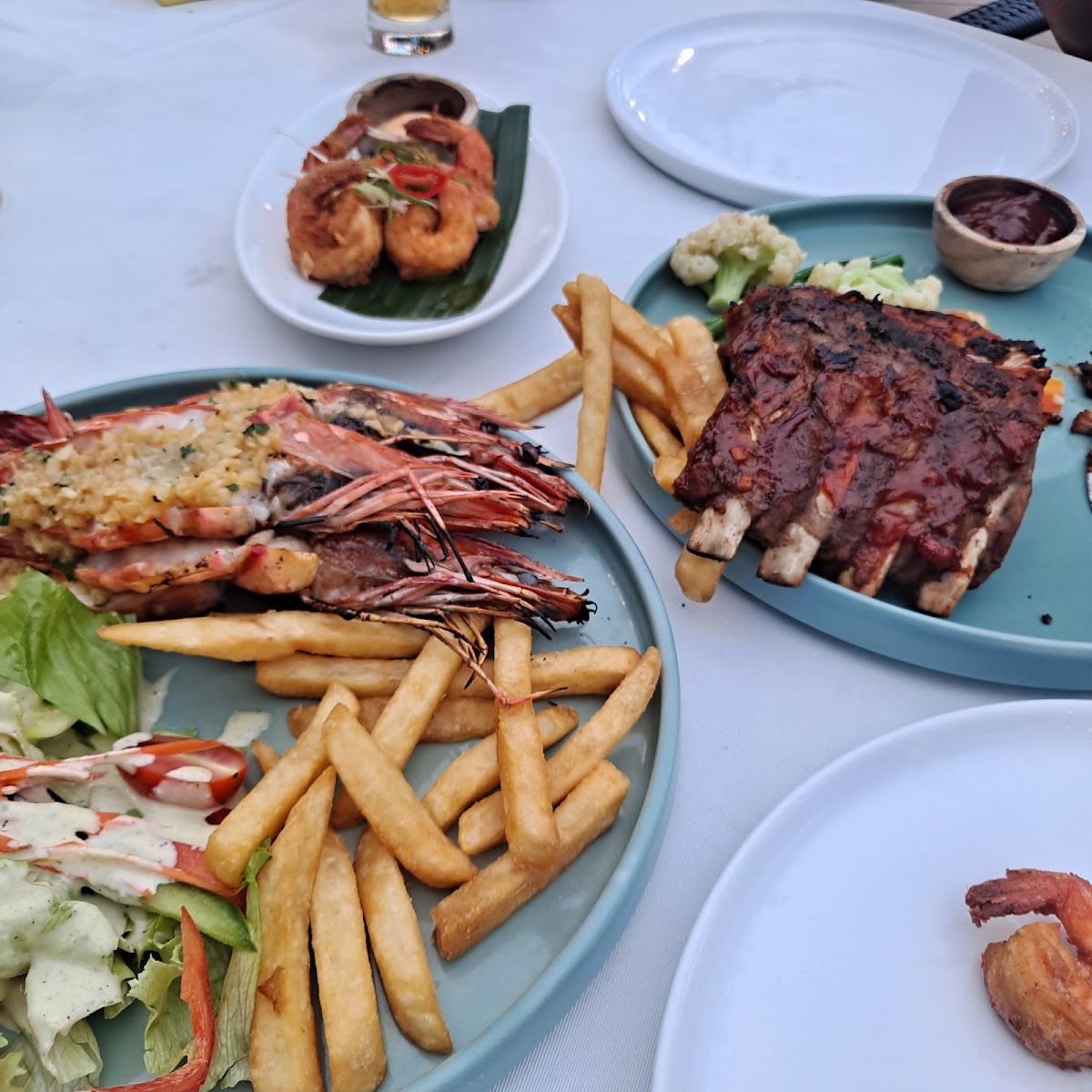 La Playa Cafe - Photo 7
