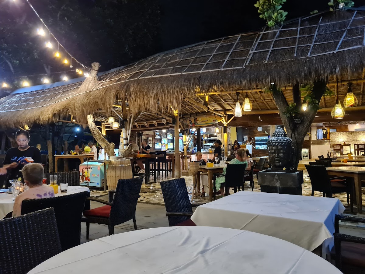 La Playa Cafe - Photo 8