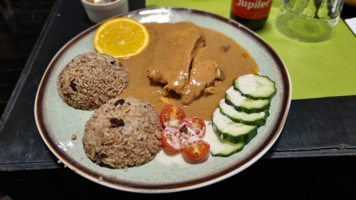 La Cantina Cubana - Photo 9