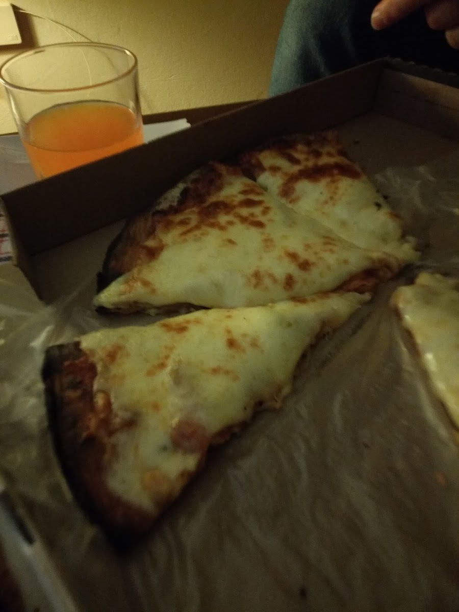 Ricca Pizza Buceo - Photo 2