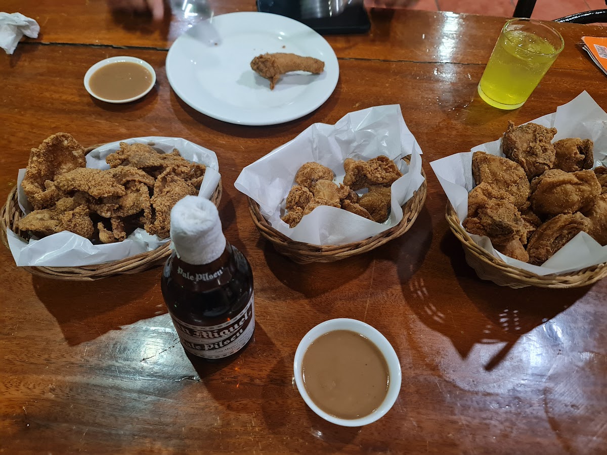 Uncle Tom's Fried Chicken, Ribs & Steaks - Photo 1