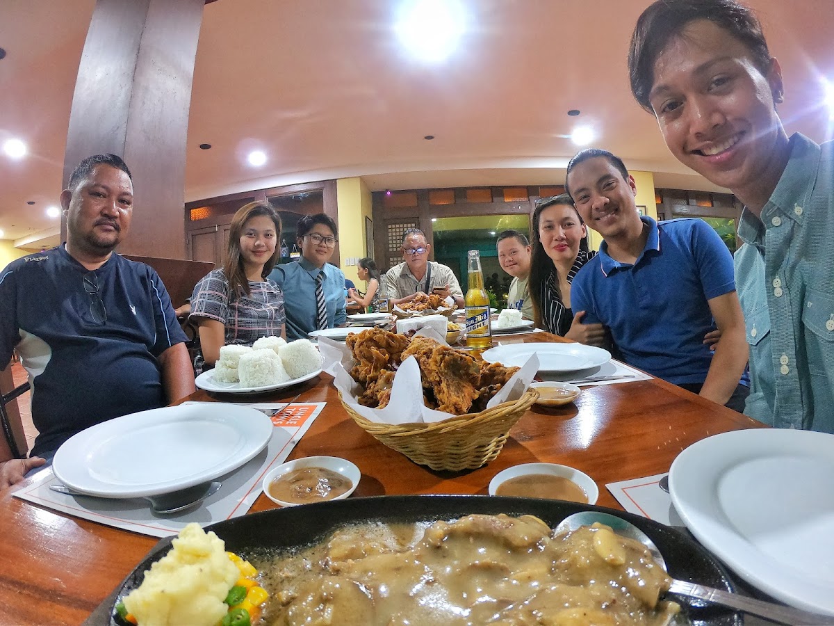 Uncle Tom's Fried Chicken, Ribs & Steaks - Photo 5