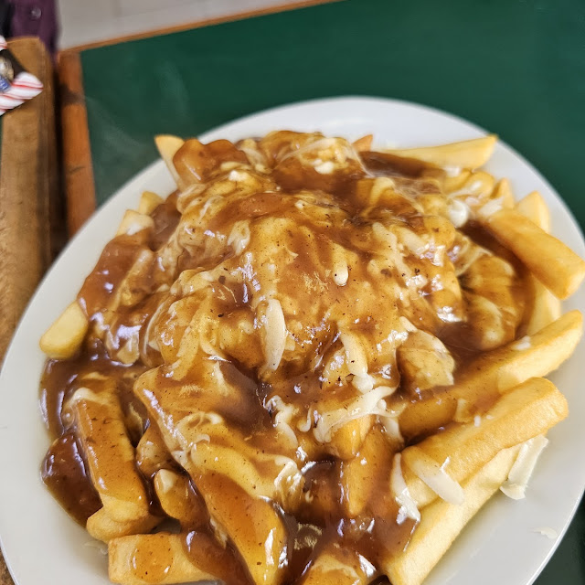 French Fries w Gravy