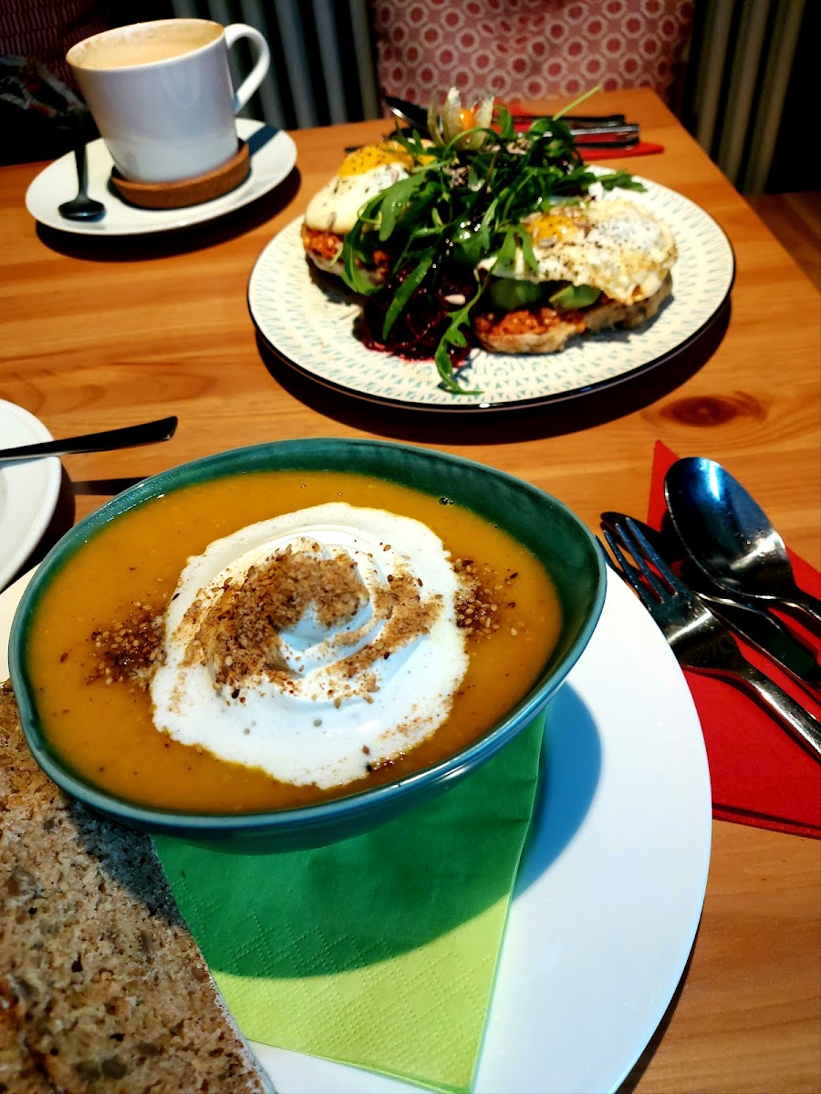 Kunst- & Kulturcafe Maull - Photo 6