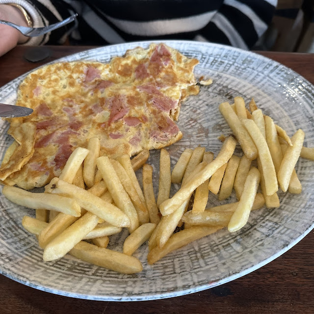 Omelette and Chips