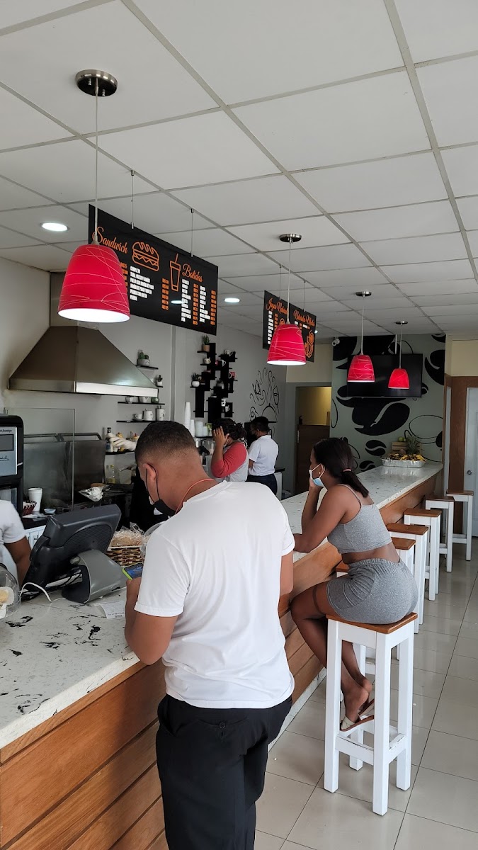 Cafeteria larisa - Photo 8