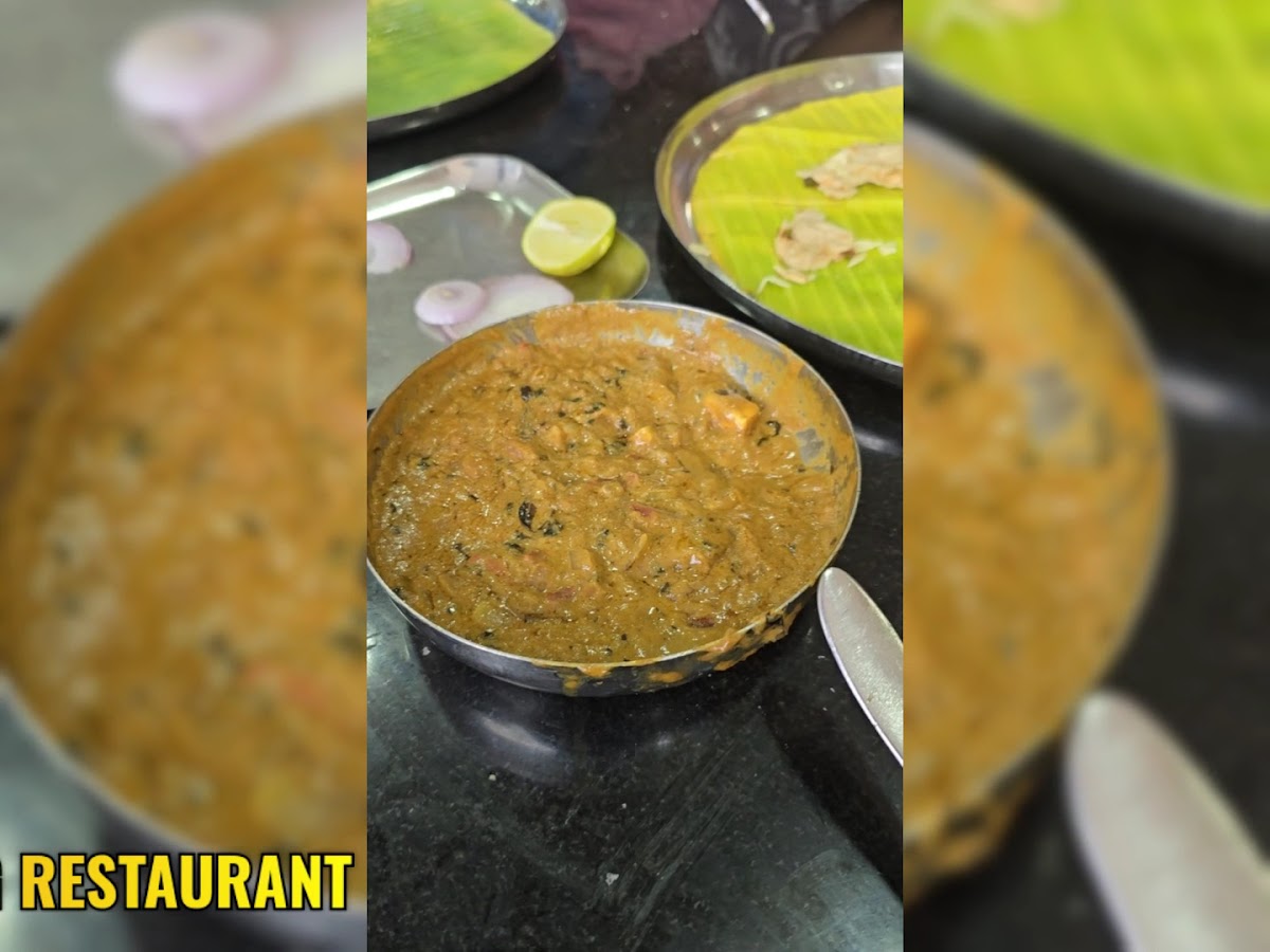 Sri Mu Saravana Bhavan - Photo 1