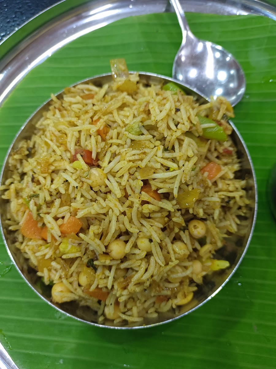 Sri Mu Saravana Bhavan - Photo 6