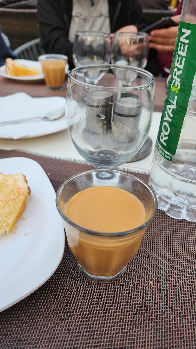 Islamabad Restaurant - Photo 6