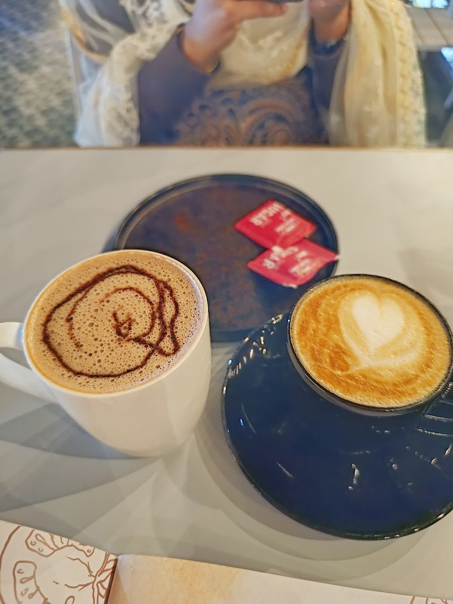 The Cafe 7 - Photo 4