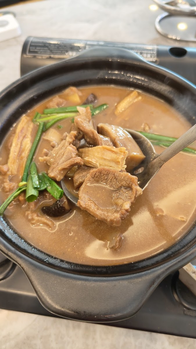 Hong kong chicken hot pot - Photo 9