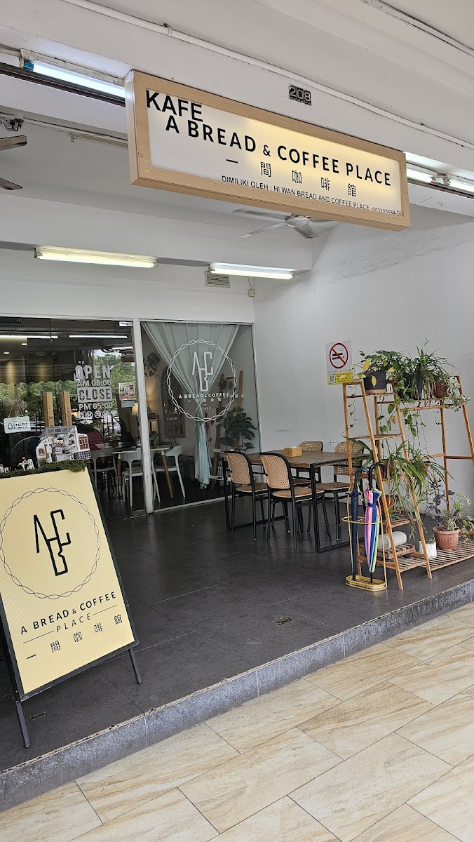 A Bread & Coffee Place - Photo 2