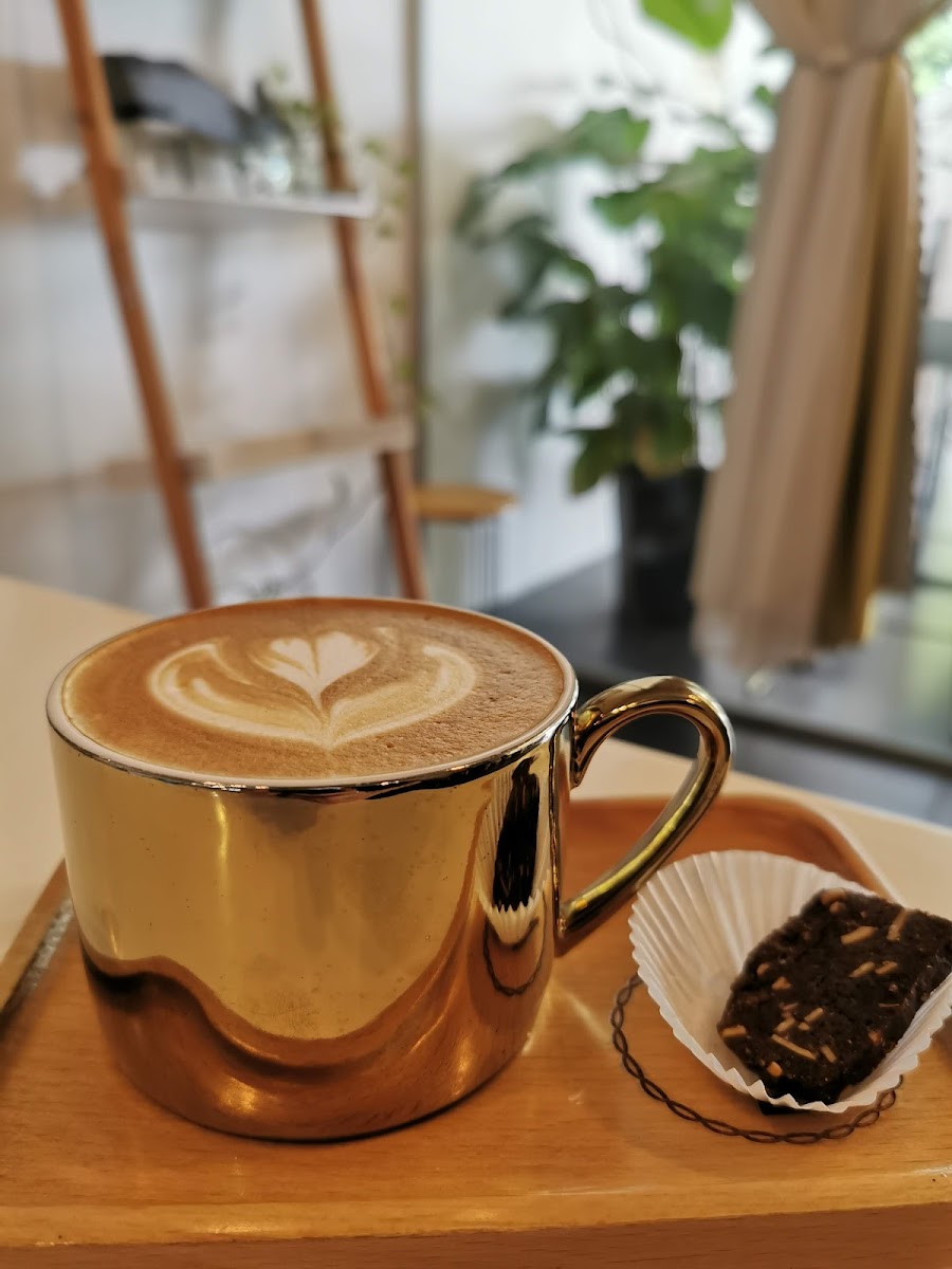 A Bread & Coffee Place - Photo 4