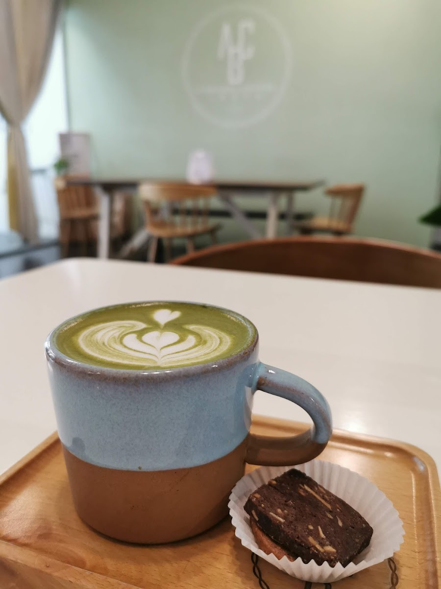 A Bread & Coffee Place - Photo 7