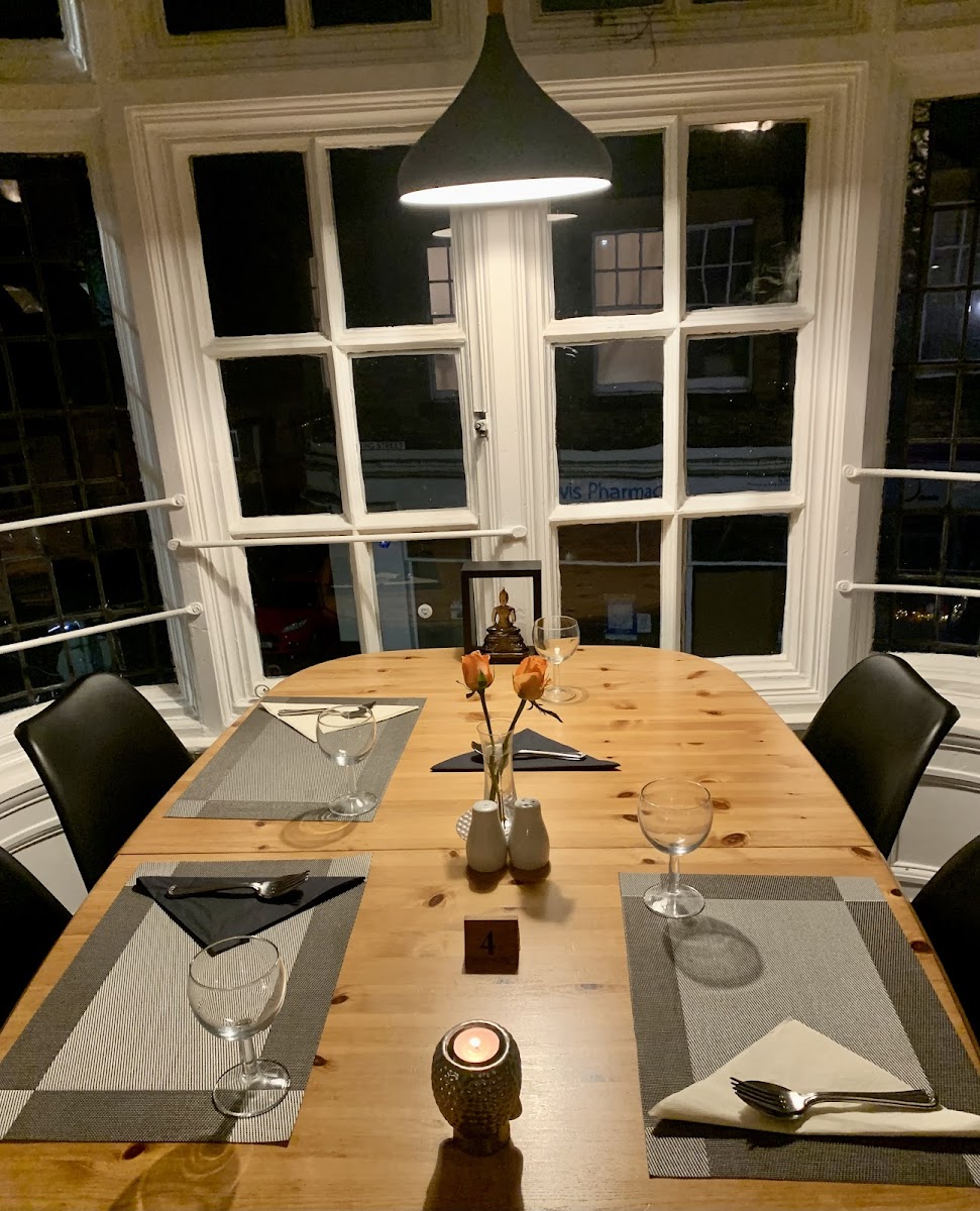 Sunitras Thai Restaurant