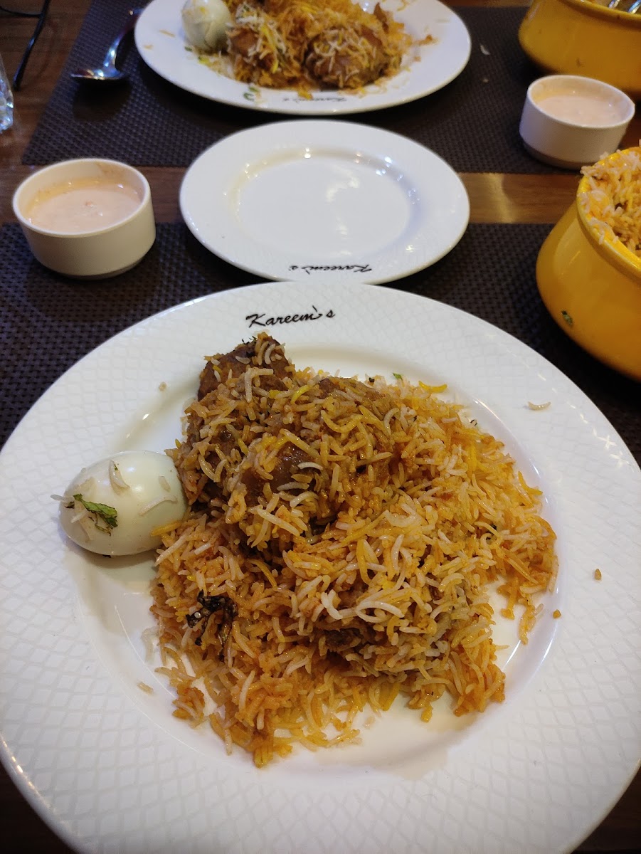 Kareem’s - Photo 7