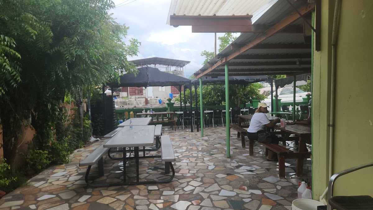 Di Dragon Restaurant - Photo 3