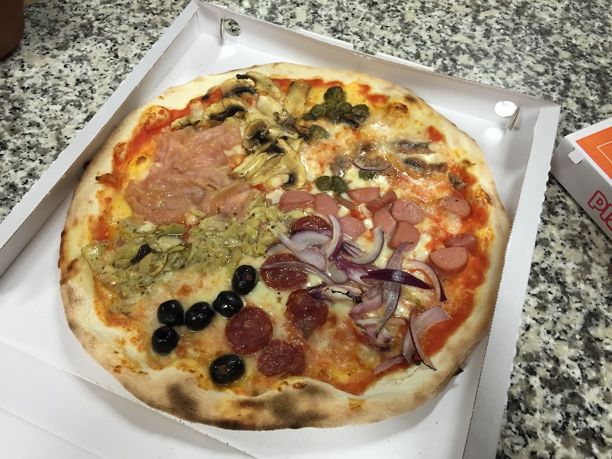 Speedy Pizza (La Maddalena) - Photo 1