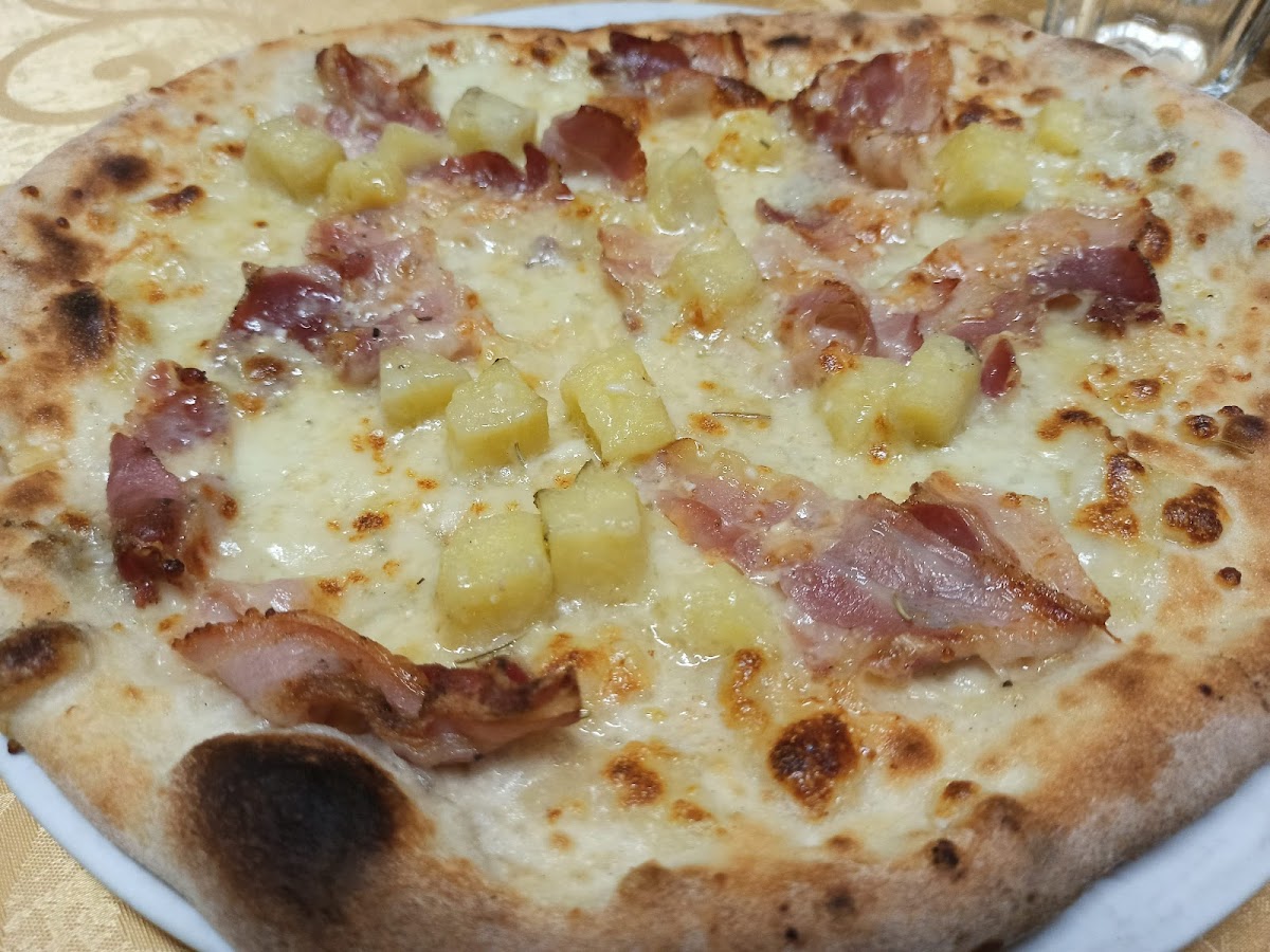 Speedy Pizza (La Maddalena) - Photo 5