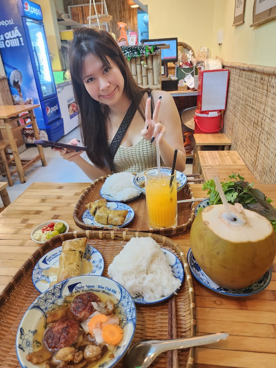 Quán Ngon - Bún Chả Hà Nội - Photo 9