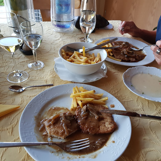 Schnitzel Pommes