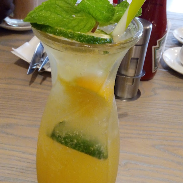 Peach Lemonade