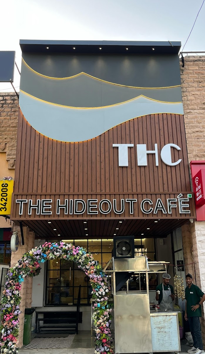 THC-The Hideout Cafe