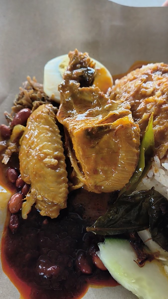 Grace Point Food Court 美食街 - Photo 1