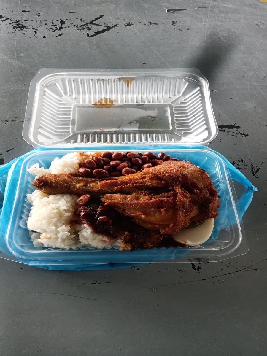 Grace Point Food Court 美食街 - Photo 8
