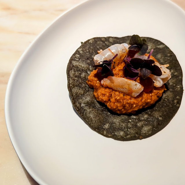 Tostada de Camarão