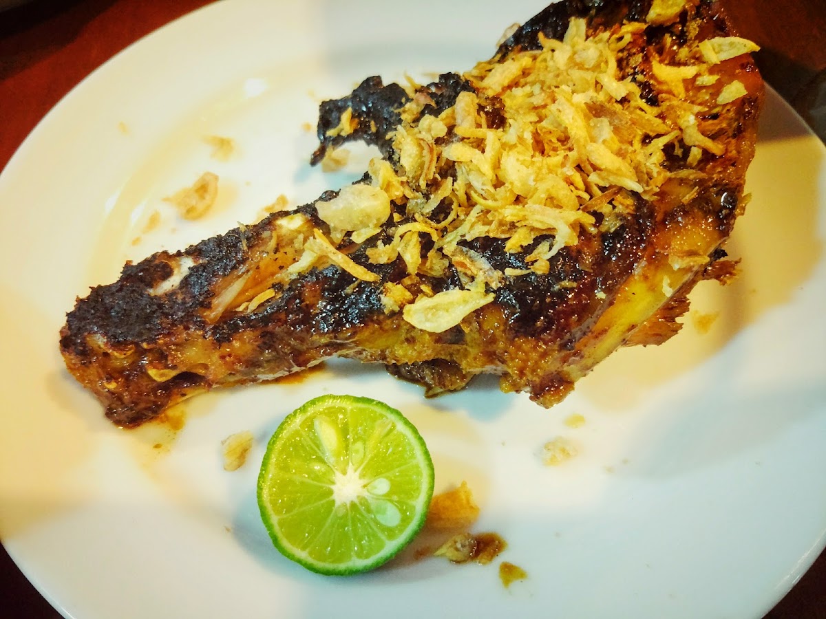 RM Saung Bale Kambang - Photo 6