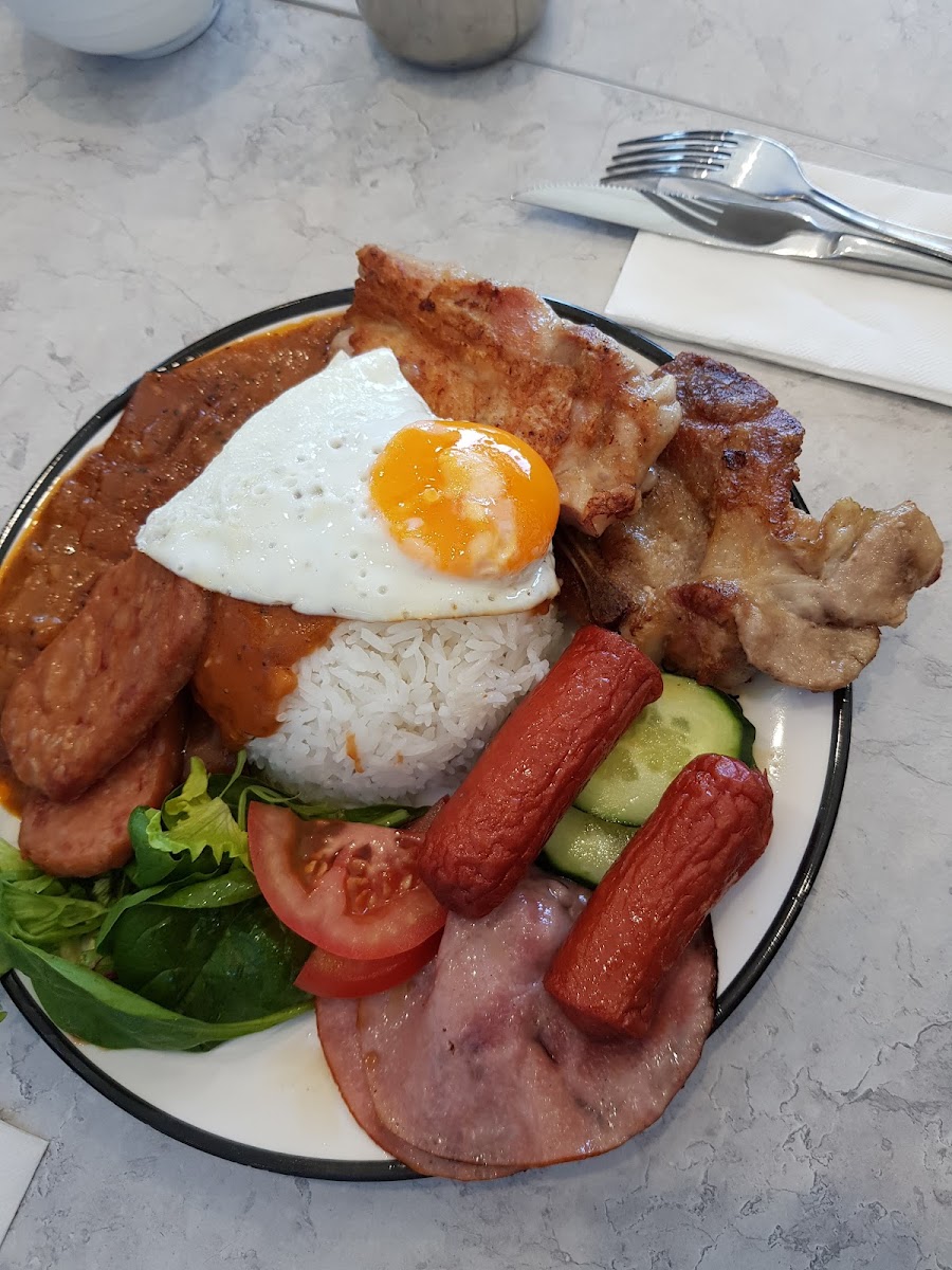 Fai's Cafe 香港仔茶餐廳 - Photo 4