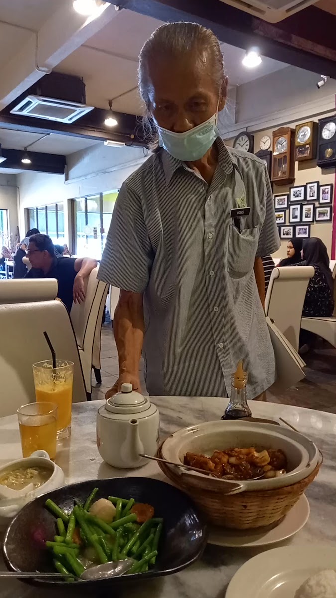 Garden Seafood Cuisine Sdn Bhd - Photo 1
