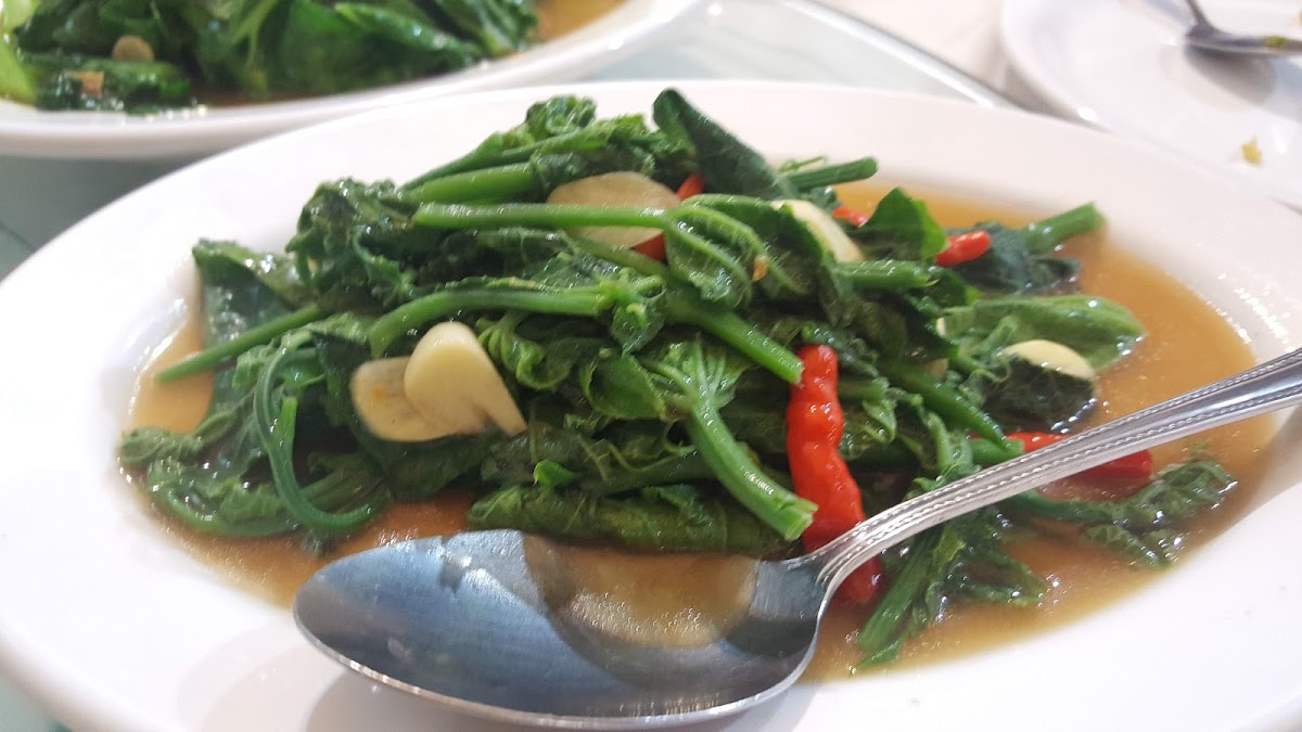 Jaelek Thai Restaurant - Photo 6