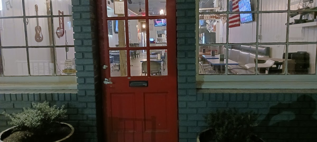 Little River Burgers & Brews