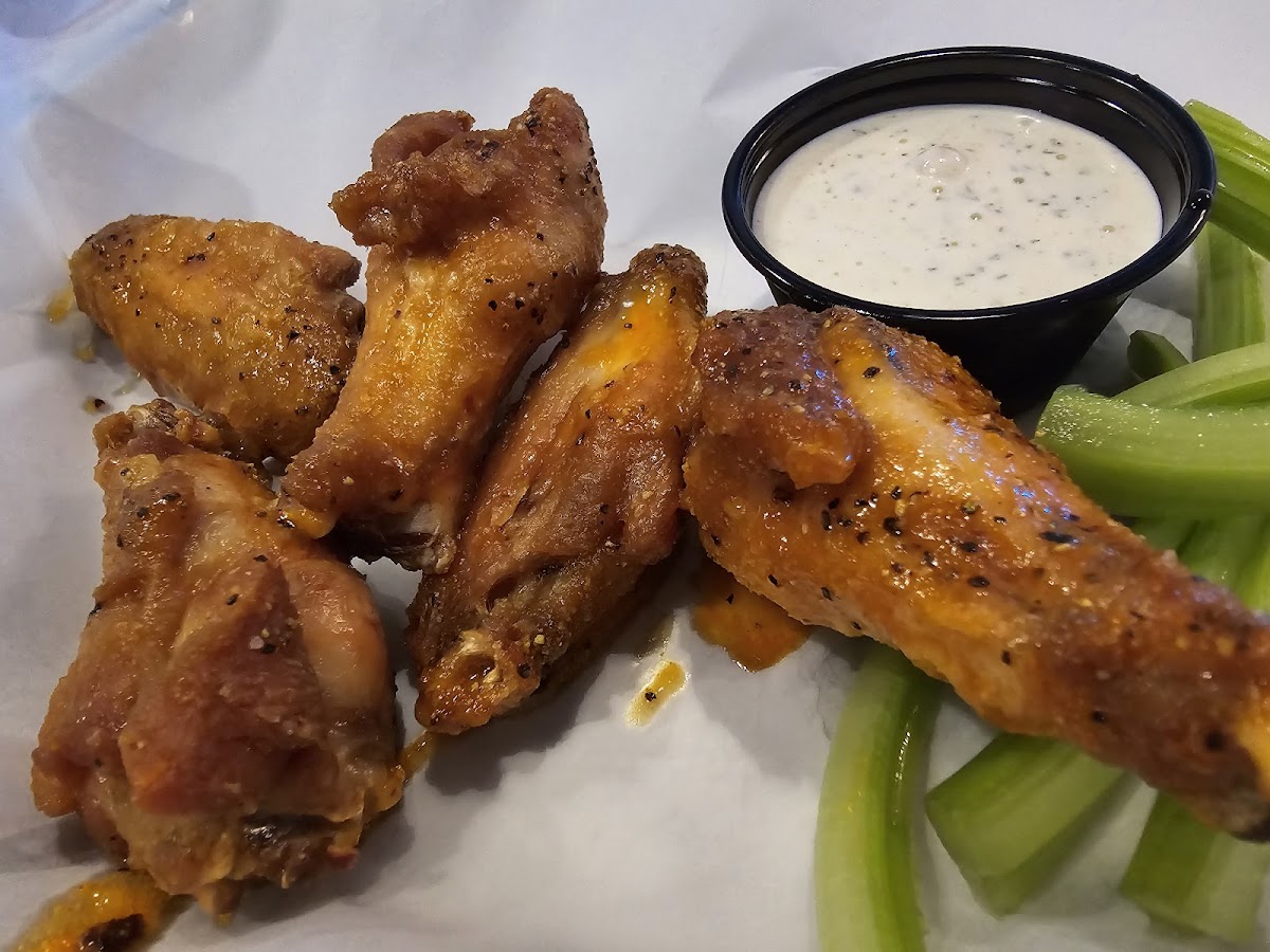 Little River Burgers & Brews - Photo 5