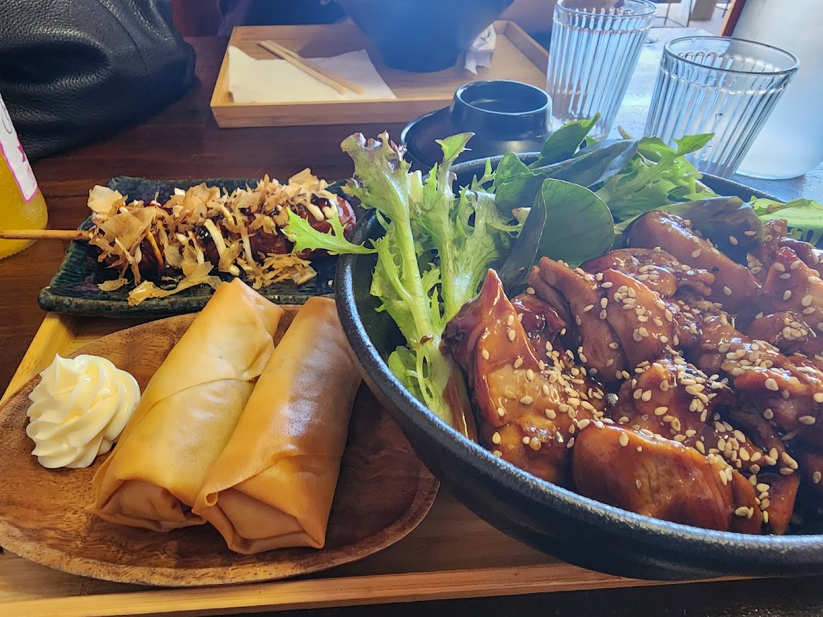 Hokkaiya Japanese Restaurant - Photo 8