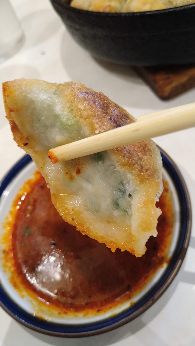 Tetsunabe Gyoza - Photo 8