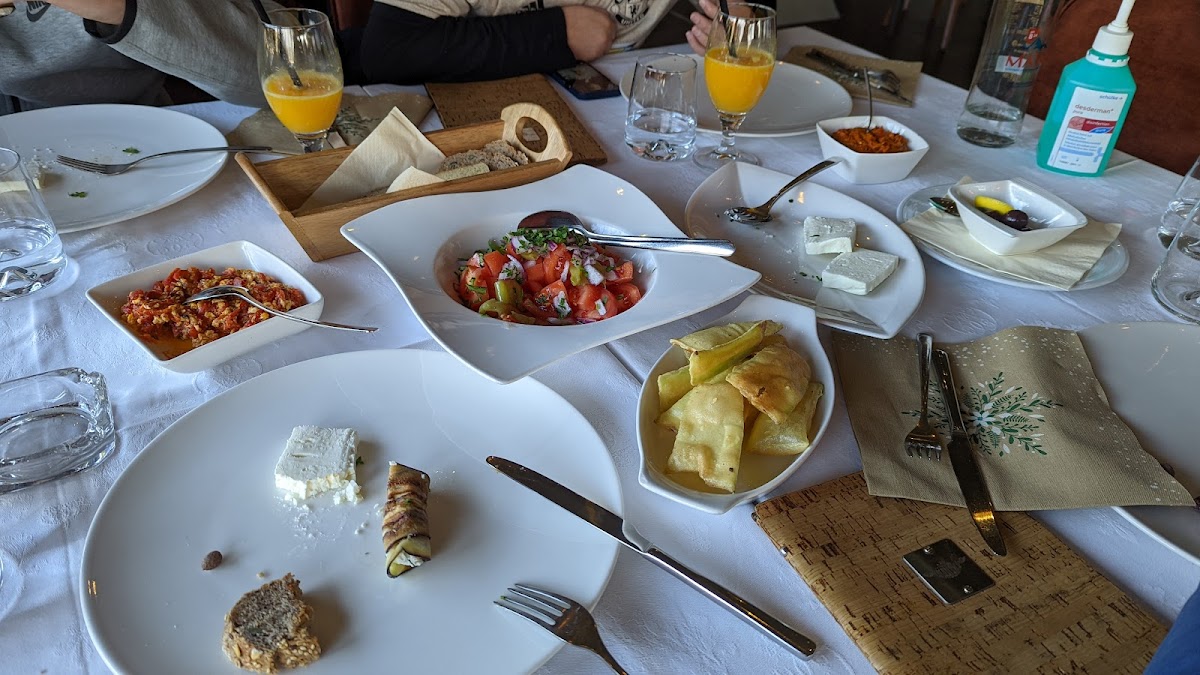 Casablanca Restaurant - Photo 1