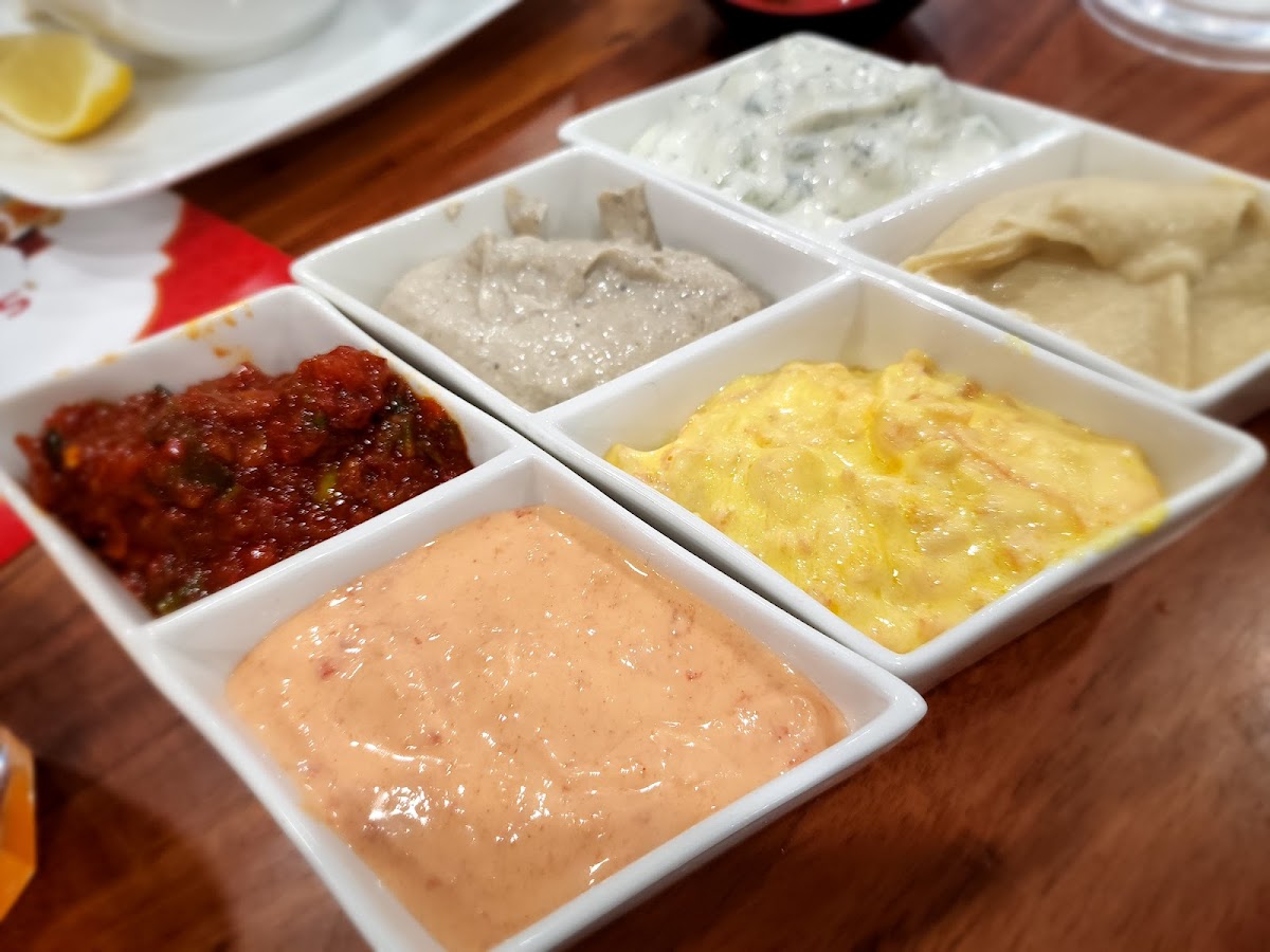 AITKEN KEBAB & CAFE - Photo 4