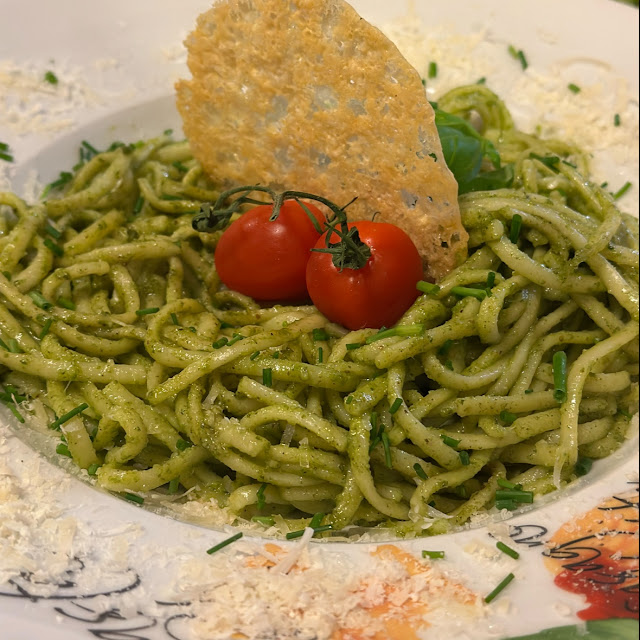 Pasta Mit Hausgemachtem Pesto