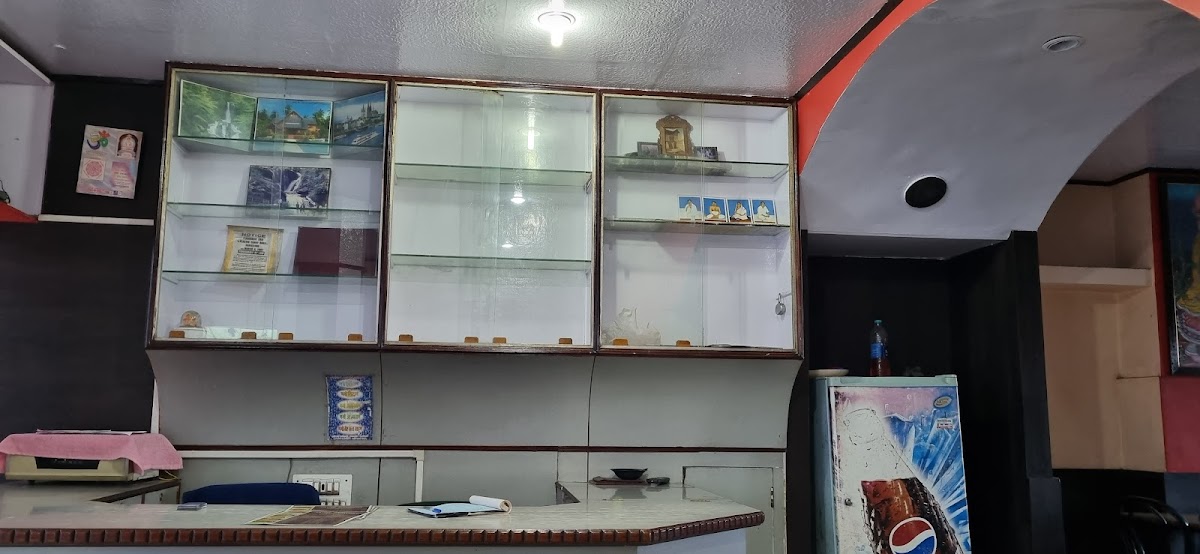 Jain's Midway Restaurant - Photo 3