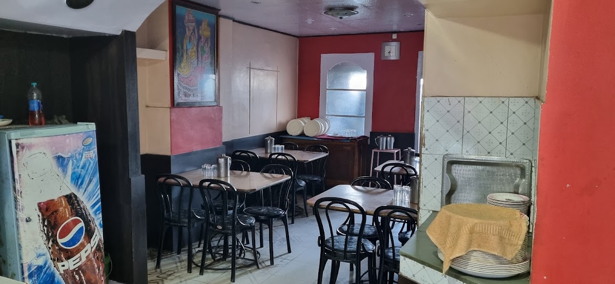 Jain's Midway Restaurant - Photo 8