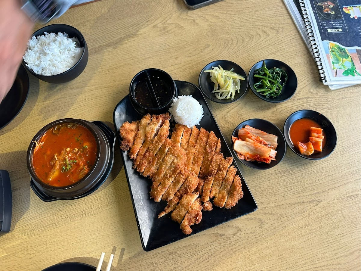 Gangnam Korean Restaurant - Photo 5