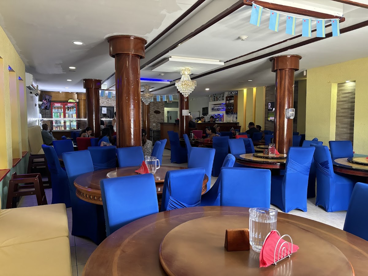 Silla Bar Restaurant - Photo 6