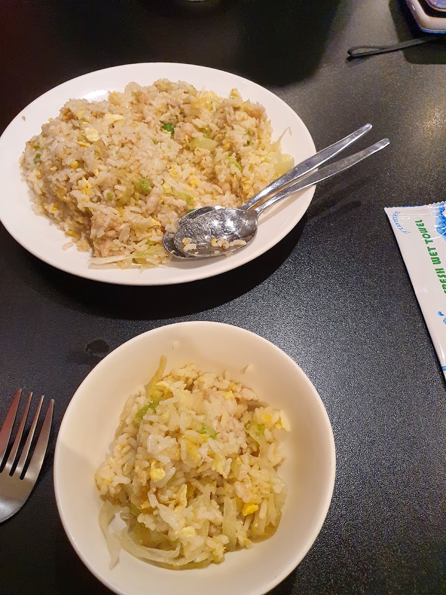 Billy's Pine and Bamboo Restaurant - Photo 5