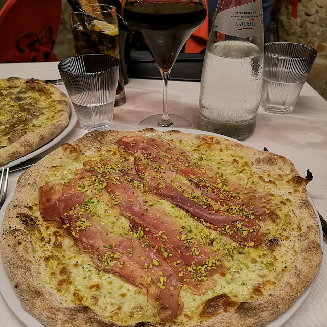 Pizza Alla Nostra Fantasia