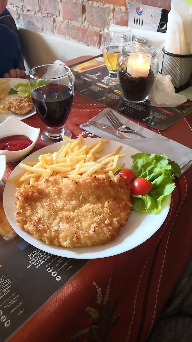 Bar Przystań na Pstrąga - Photo 8